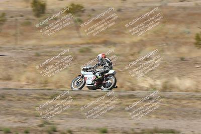 media/Apr-20-2025-AHRMA (Sun) [[393a79c373]]/Race/Group 2/Turn 4b/